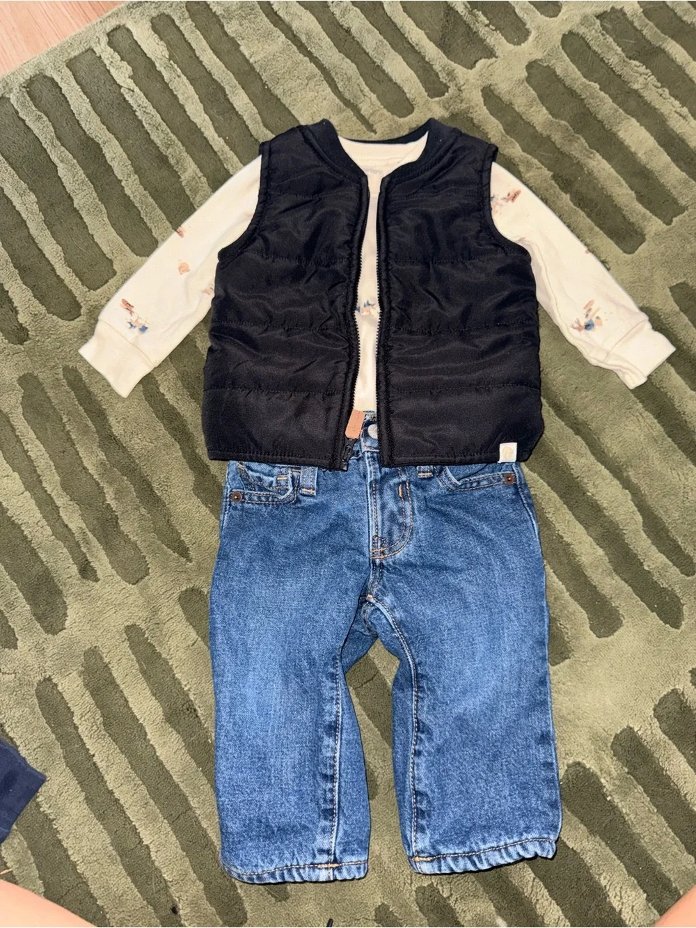 6-9 and 6-12 Months - Fall winter outfits - Boy- GAP, Carter’s, Children’s Place